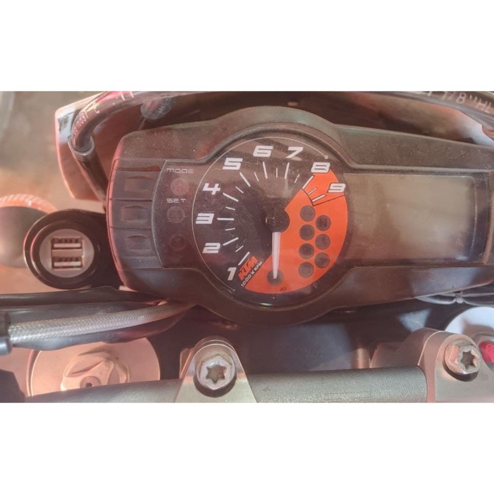 KTM 690 USB Şarj Braketi