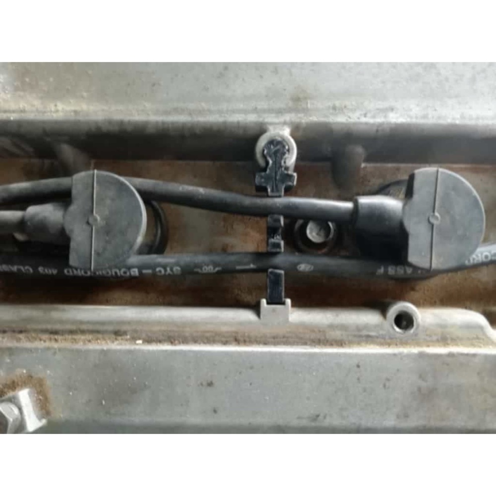Hyundai Terracan Buji Kablosu Tarak Tutucusu görsel 4