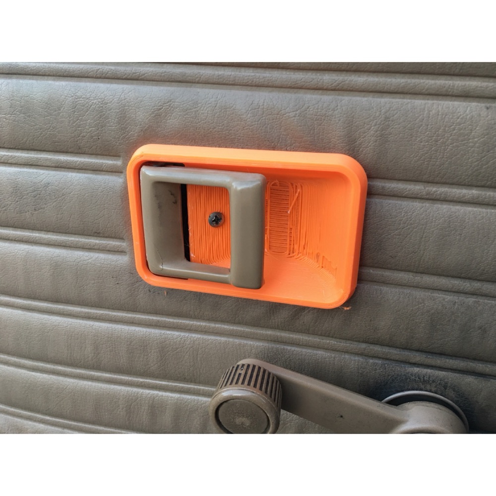Mazda B2000 Kapı Kolu görsel 2