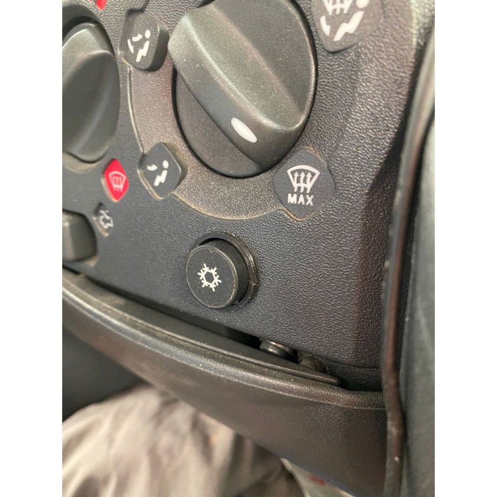 Fiat Ducato Klima Şalteri Braketi görsel 3
