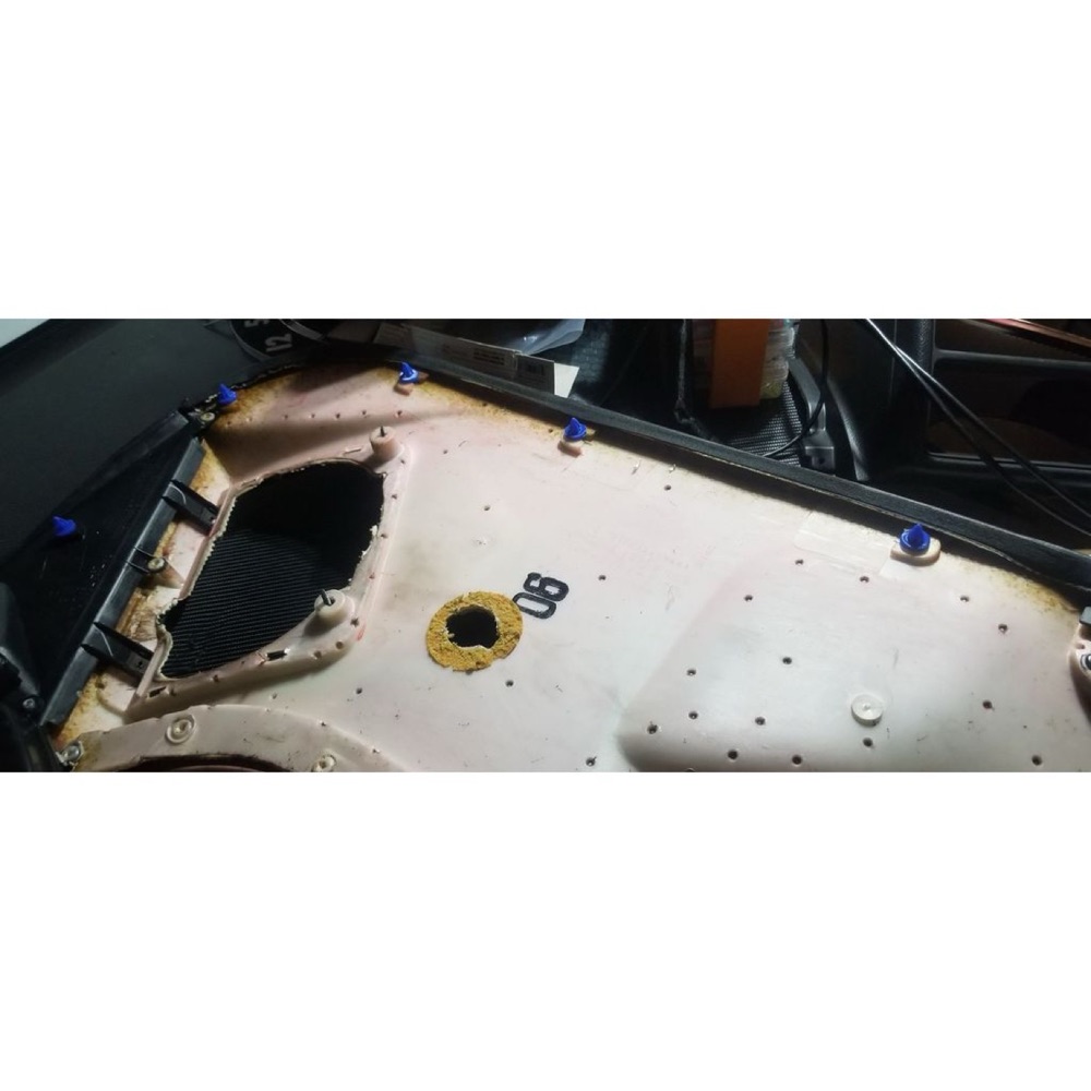 Honda Civic ve CRX kapı paneli klipsi görsel 3