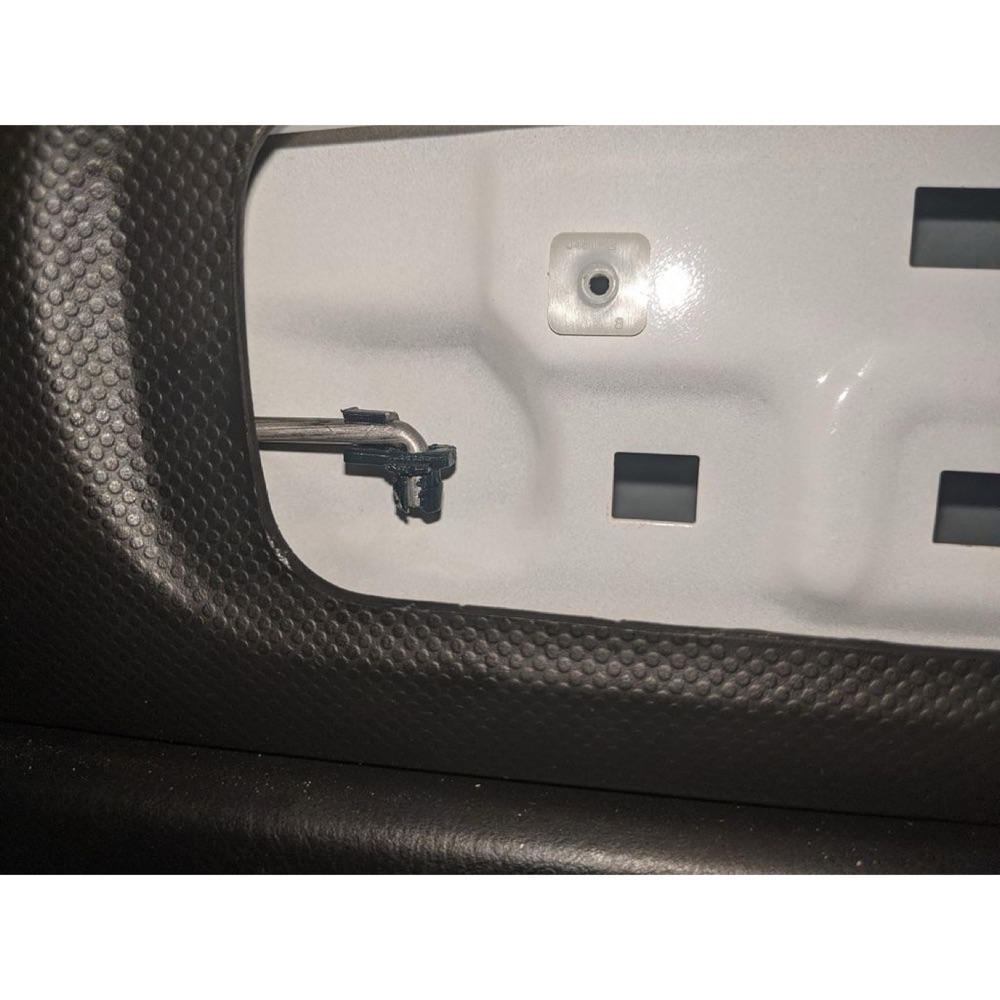 Honda Acty ön kapı kolu bağlantı klipsi görsel 3