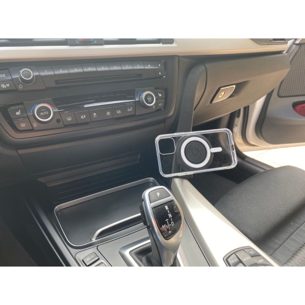 MagSafe Telefon Tutucu (BMW F30 Uyumlu)