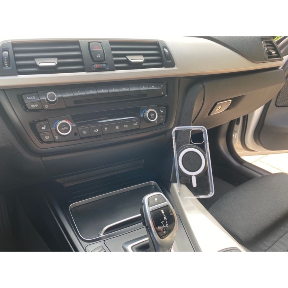 MagSafe Telefon Tutucu (BMW F30 Uyumlu) görsel 2