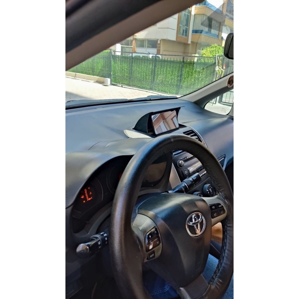 Toyota Auris Düzenleyici (Telefon Tutucu)