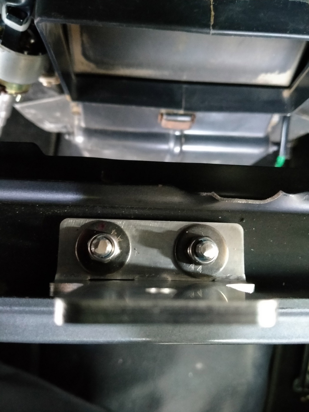 Dashboard Braketleri ve Aralayıcılar (Toyota Hilux) görsel 4