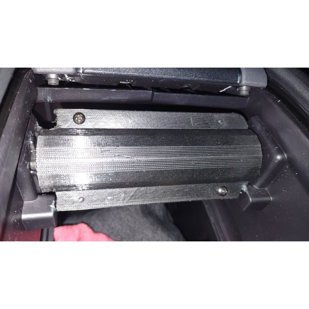 Toyota Highlander Kablosuz Şarj Çerçevesi görsel 6