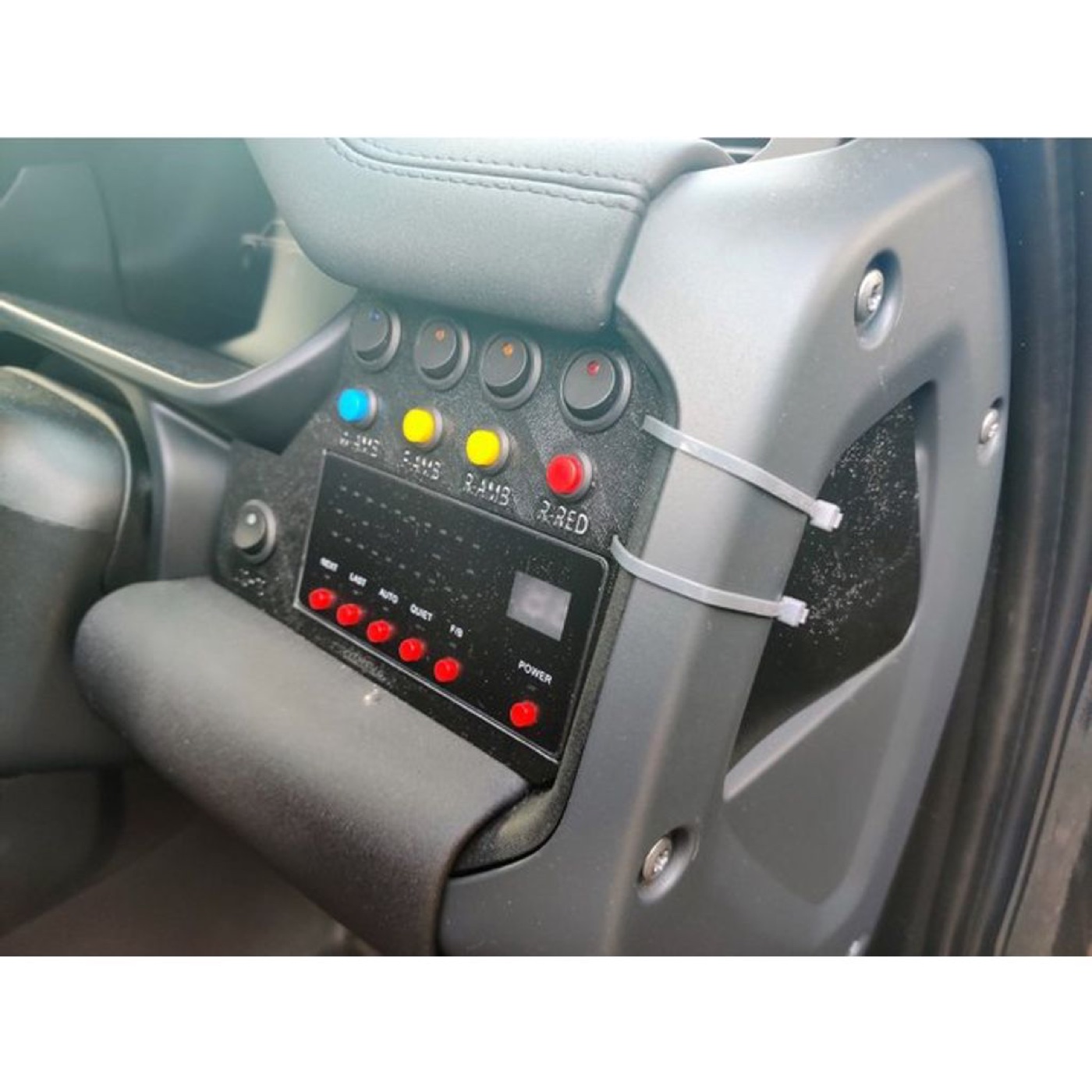Land Rover Yeni Defender Gösterge Konsolu