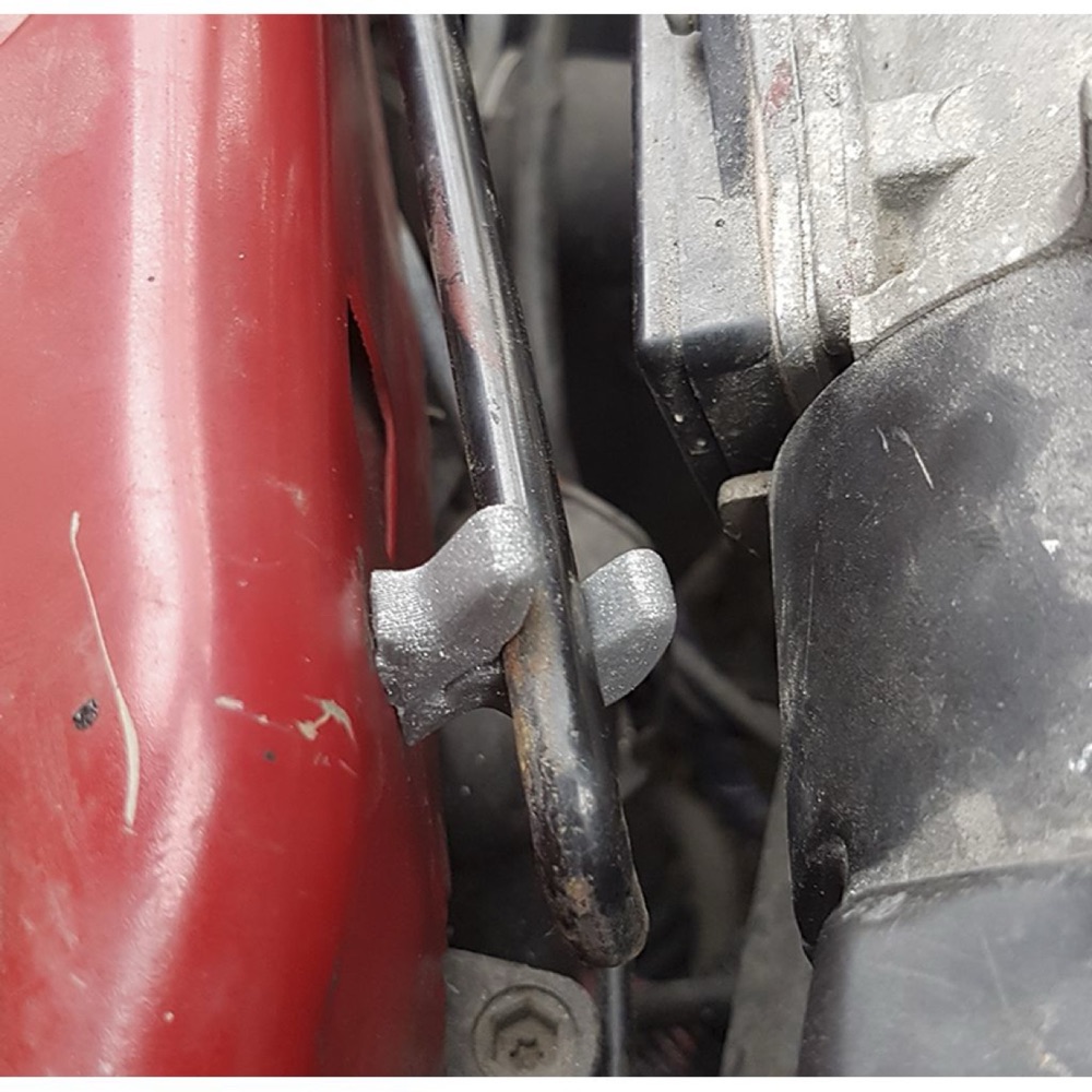 Ford Puma Kaput Destek Çubuğu Klipsi (7×7mm Delik İçin) görsel 3