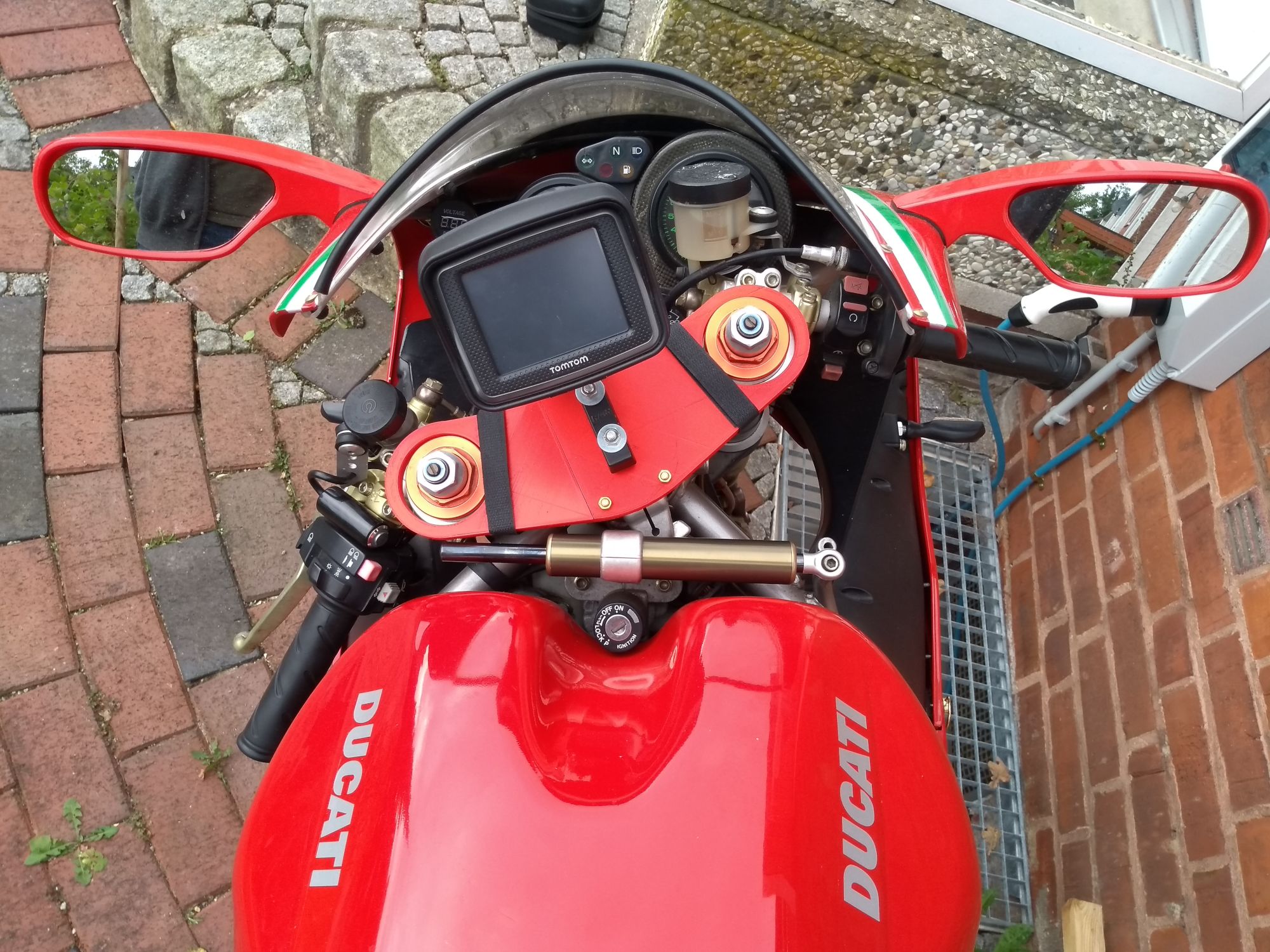 Ducati Navigasyon Sistemi Tutucusu