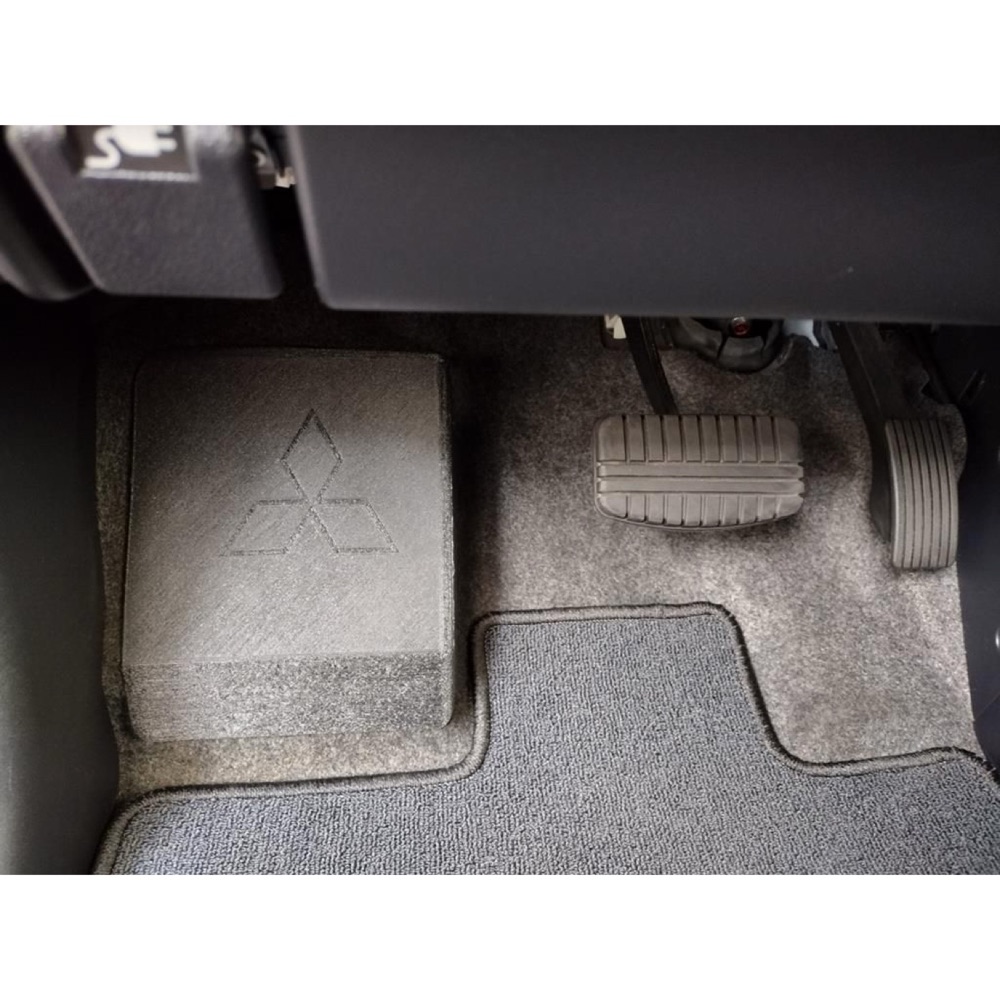 Mitsubishi i-MiEV Sol Ayak Dayama Kapağı