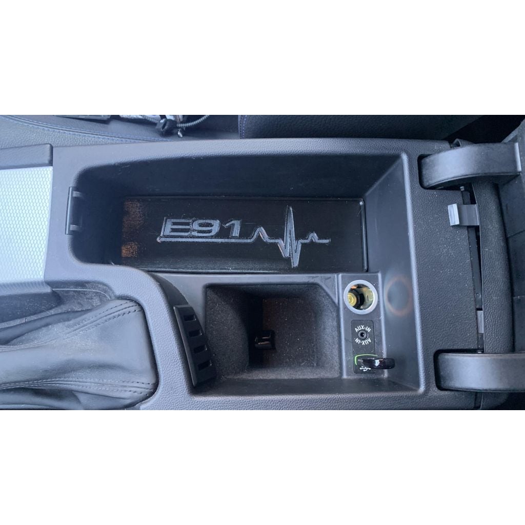 Saklama Tepsisi (BMW E90/E91/E9x Uyumlu)