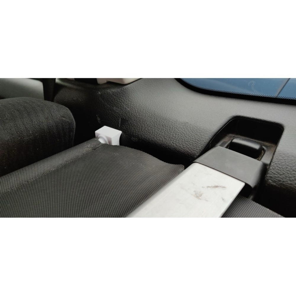 Subaru Legacy Outback Bagaj Örtüsü Destek Pimi (Sağ, 4. Nesil)