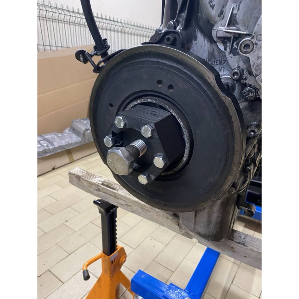 Mercedes OM606 Harmonik Salınım Çekici (Aksesuar Aparatı)
