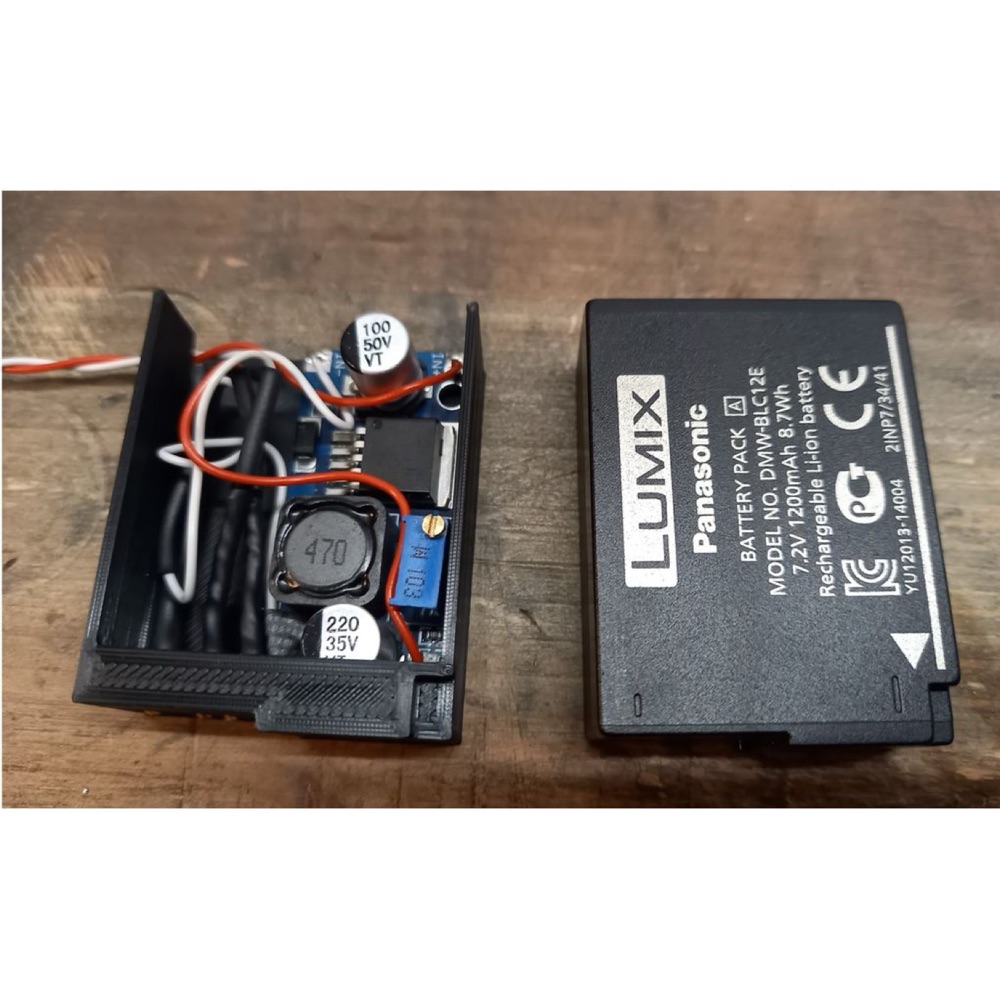 Panasonic Lumix DMC-FZ300 Sahte Pil (Dummy Battery) Adaptörü görsel 3