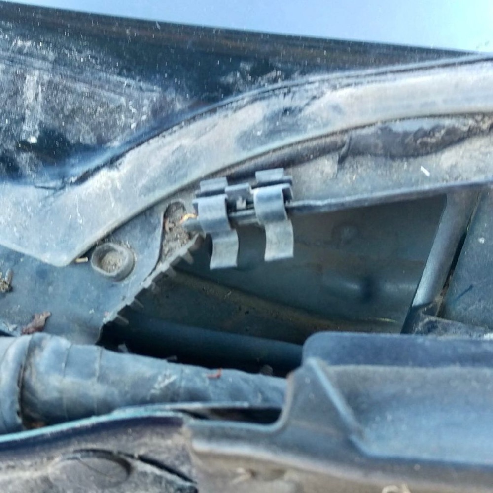 Citroën Ön Panjur Üst Kilit Klipsi görsel 2