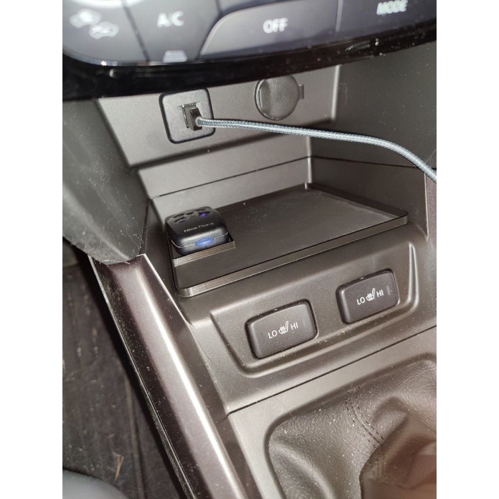 Suzuki Vitara Saklama Tepsisi görsel 2