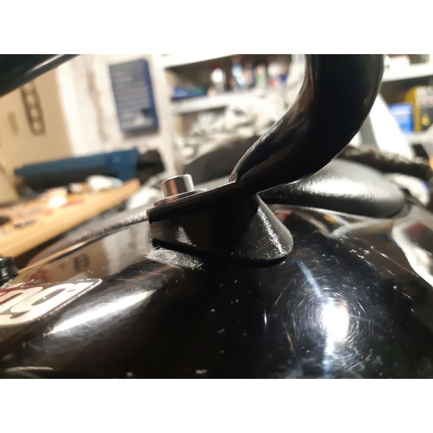 Aprilia RS 125 2T Arka Kaporta Aralayıcı görsel 4