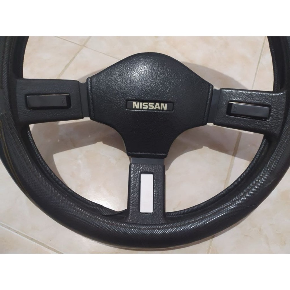 Nissan direksiyon simidi korna düğmesi görsel 2
