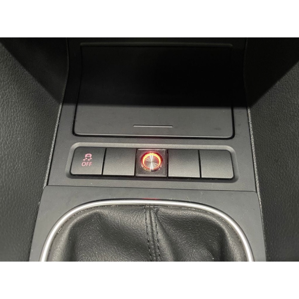 VW Golf/Jetta Mk6 16 mm Switch Blank Adaptörü