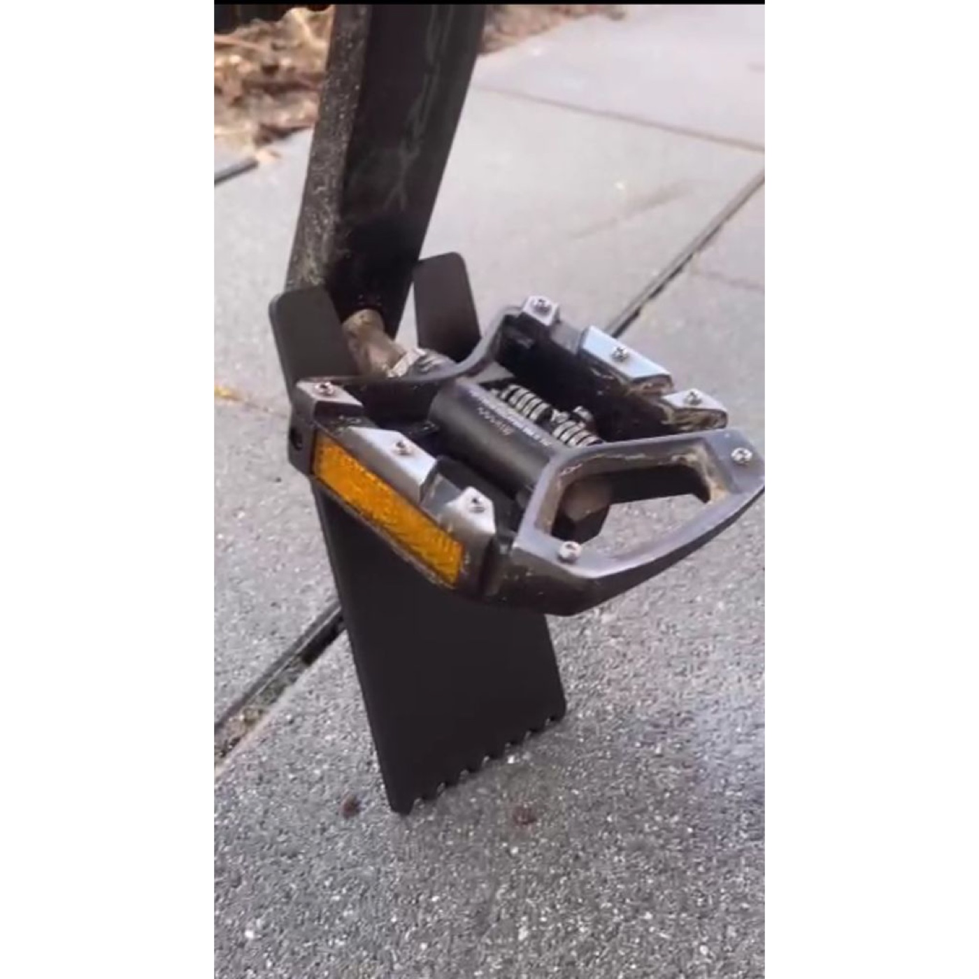 Bisiklet Pedal Üzeri Park Standı görsel 2