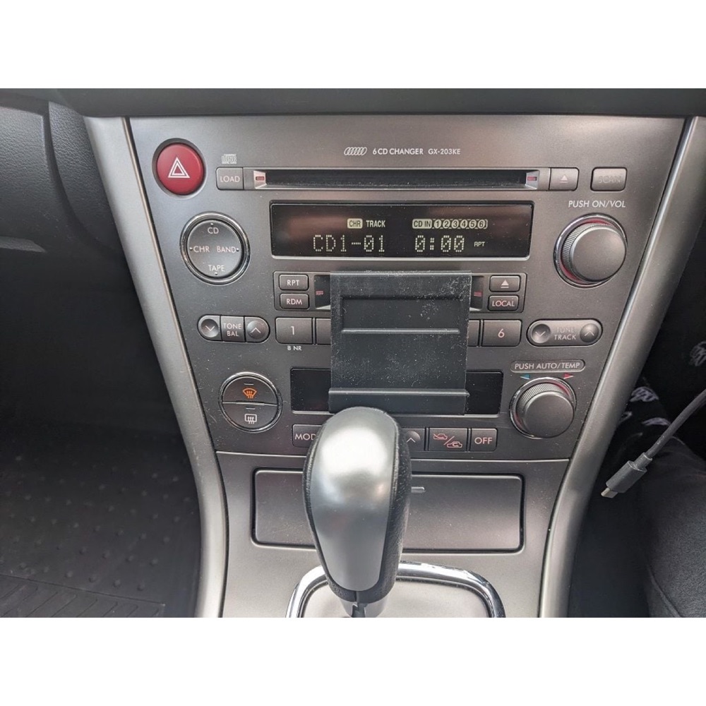 Subaru Kaset Çalar Bölmesi Telefon Tutucu görsel 4