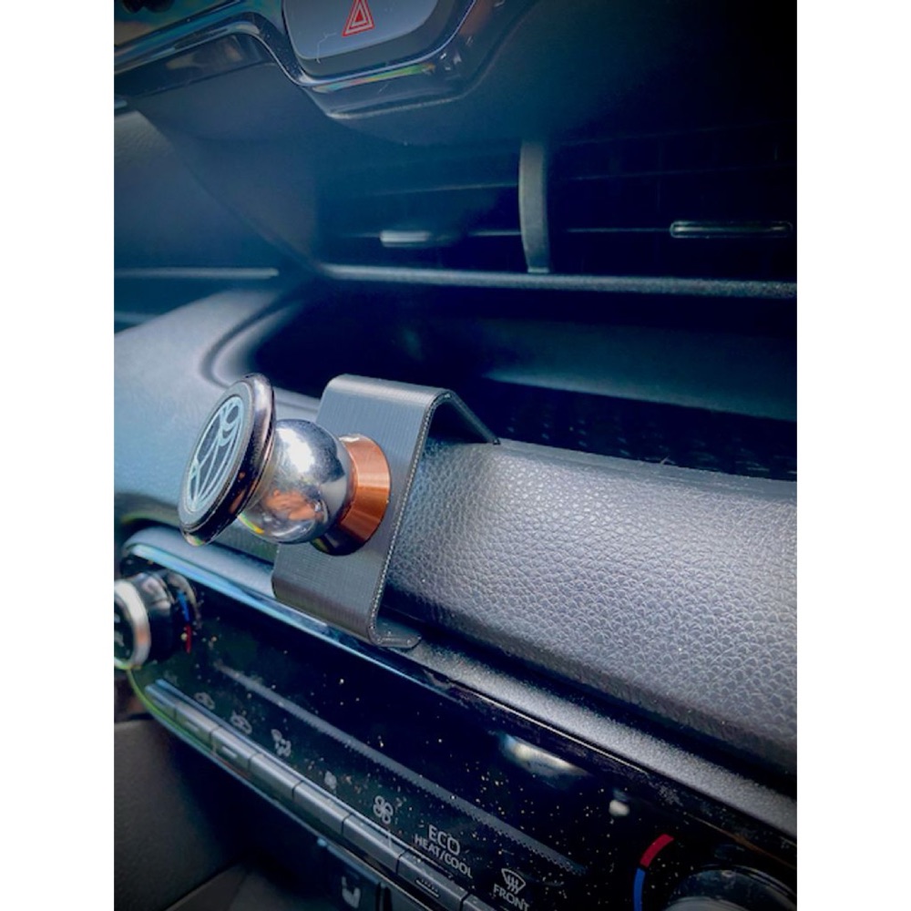 GR Yaris Telefon Klipsi görsel 2