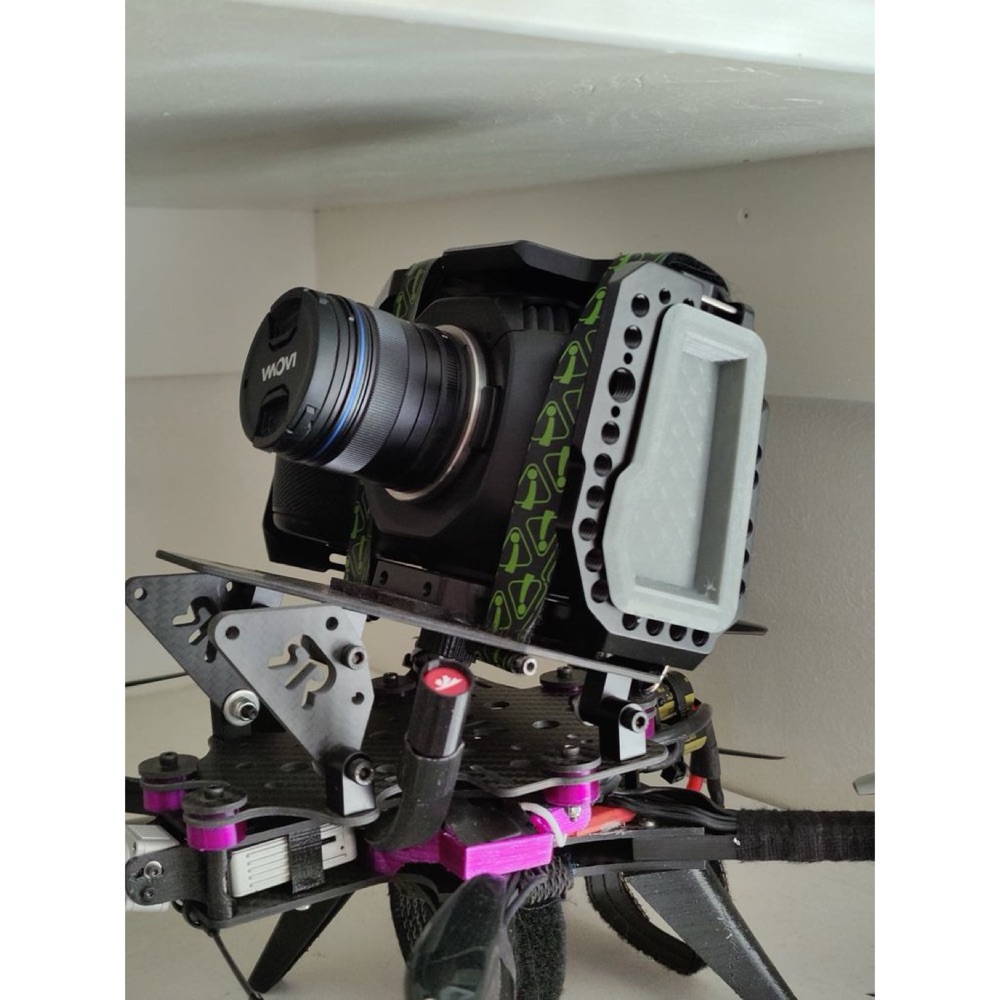 Blackmagic Pocket Cinema 4K/6K — SmallRig 2203 Kafes Yan Kapağı görsel 2