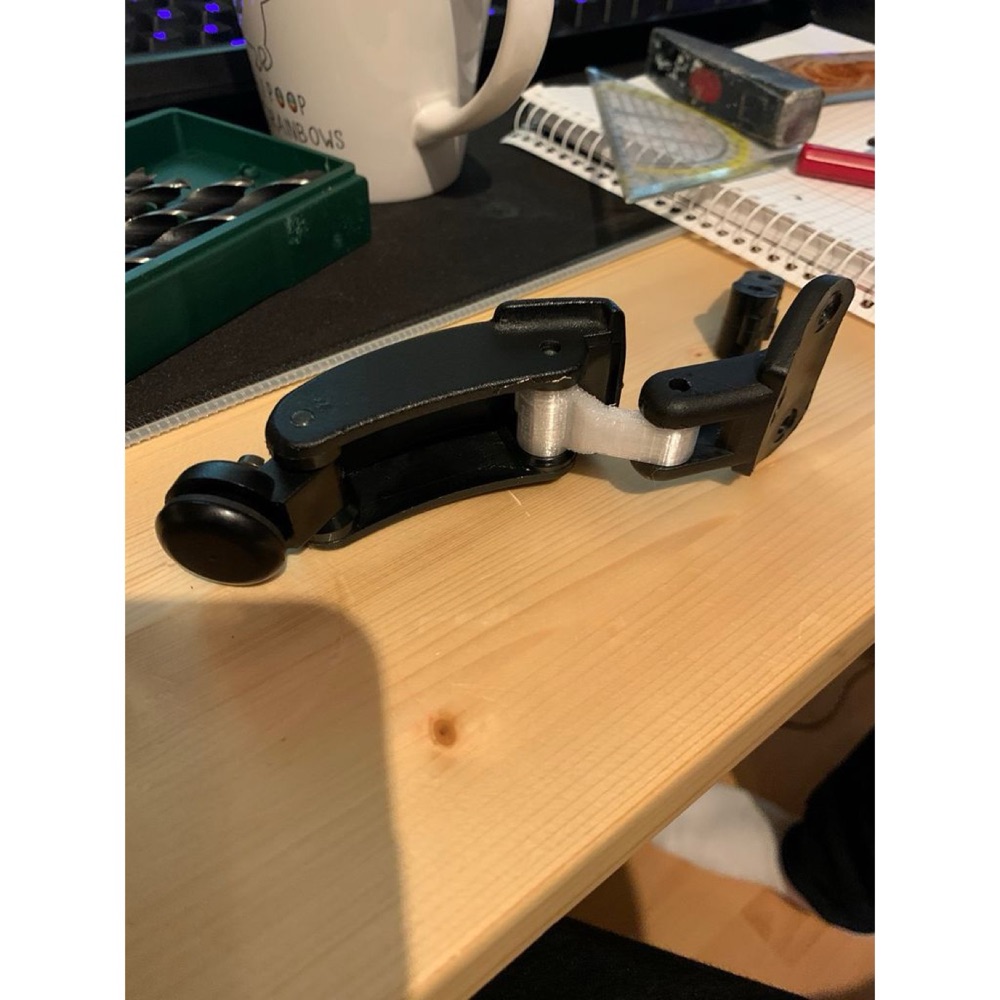 Suzuki Vitara Cam Açma Kolu Desteği (Fensteraussteller) görsel 2