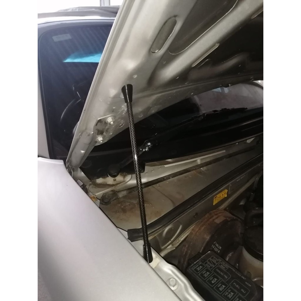 Mazda MX-5 Kaput Destek Çubuğu Tutucusu