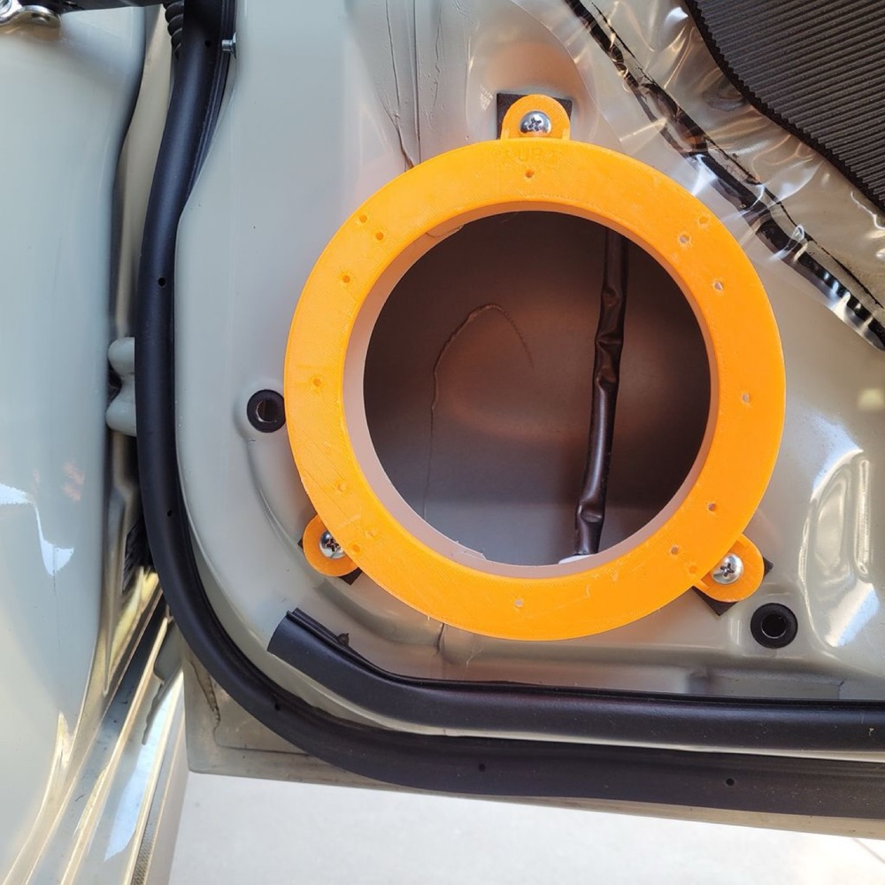 Subaru Crosstrek Arka Hoparlör Montaj Adaptörü görsel 2