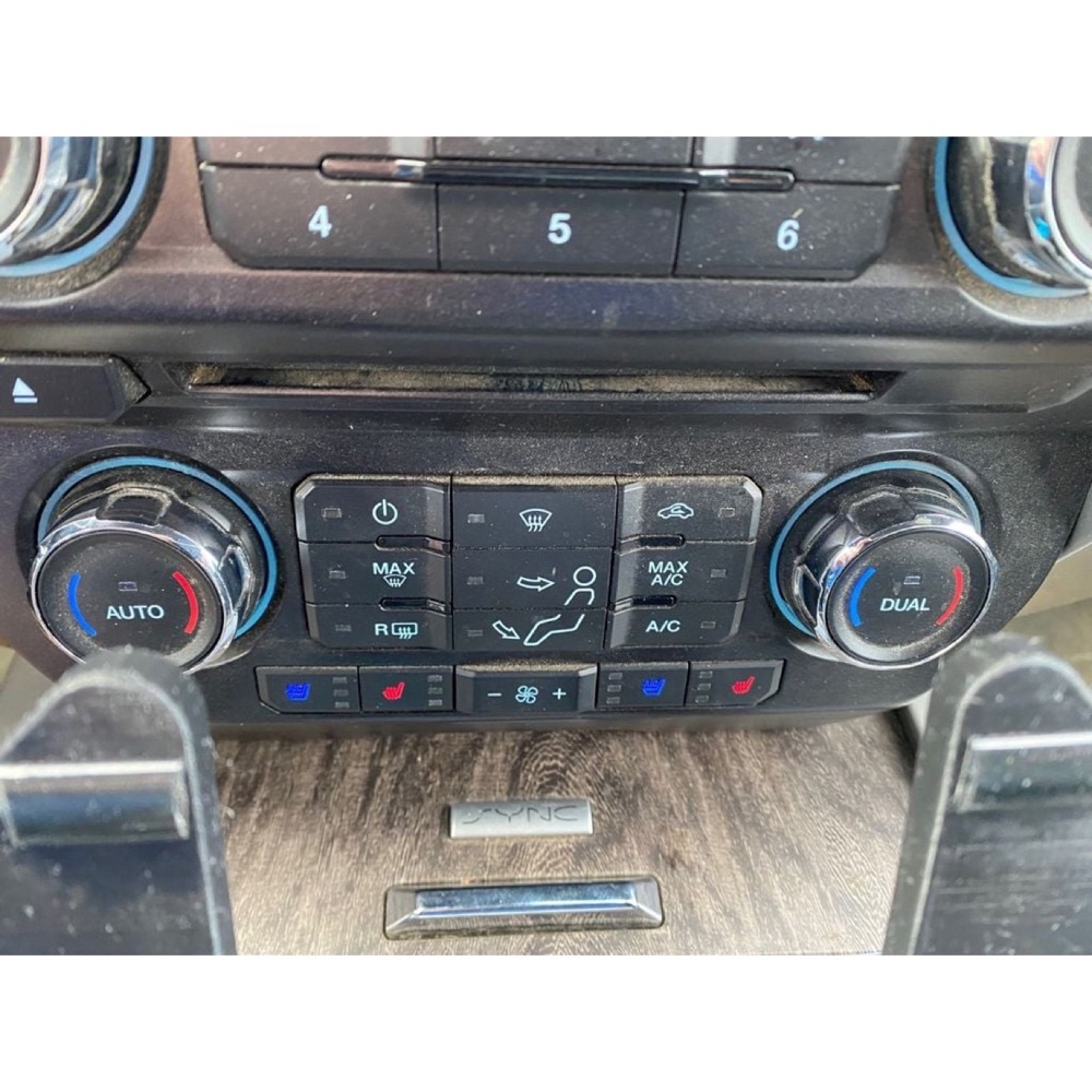 Ford F-150/F-250/F-350 Tablet Montu görsel 5