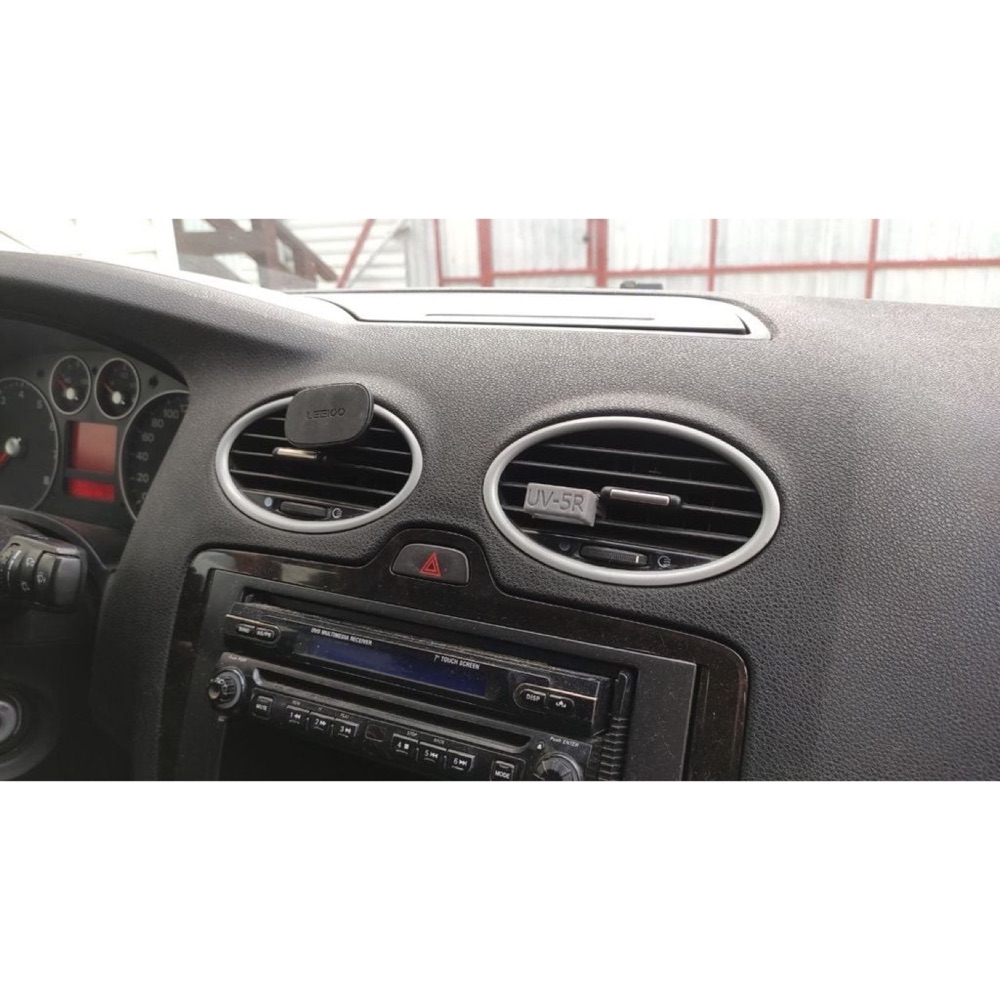 Ford Focus 2 Telsiz Montaj Tutucusu görsel 5