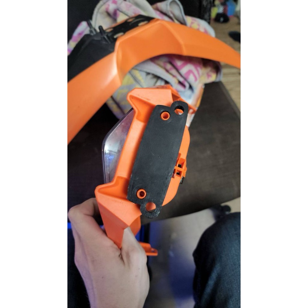 KTM Ön Çamurluk Adaptörü görsel 3