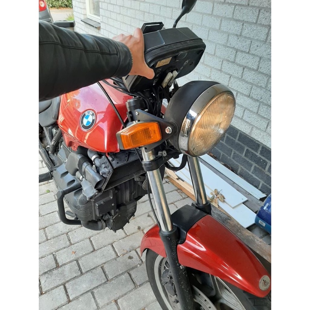 Yuvarlak Far ve Sinyal Braketi (BMW K75/K100 Uyumlu) görsel 4