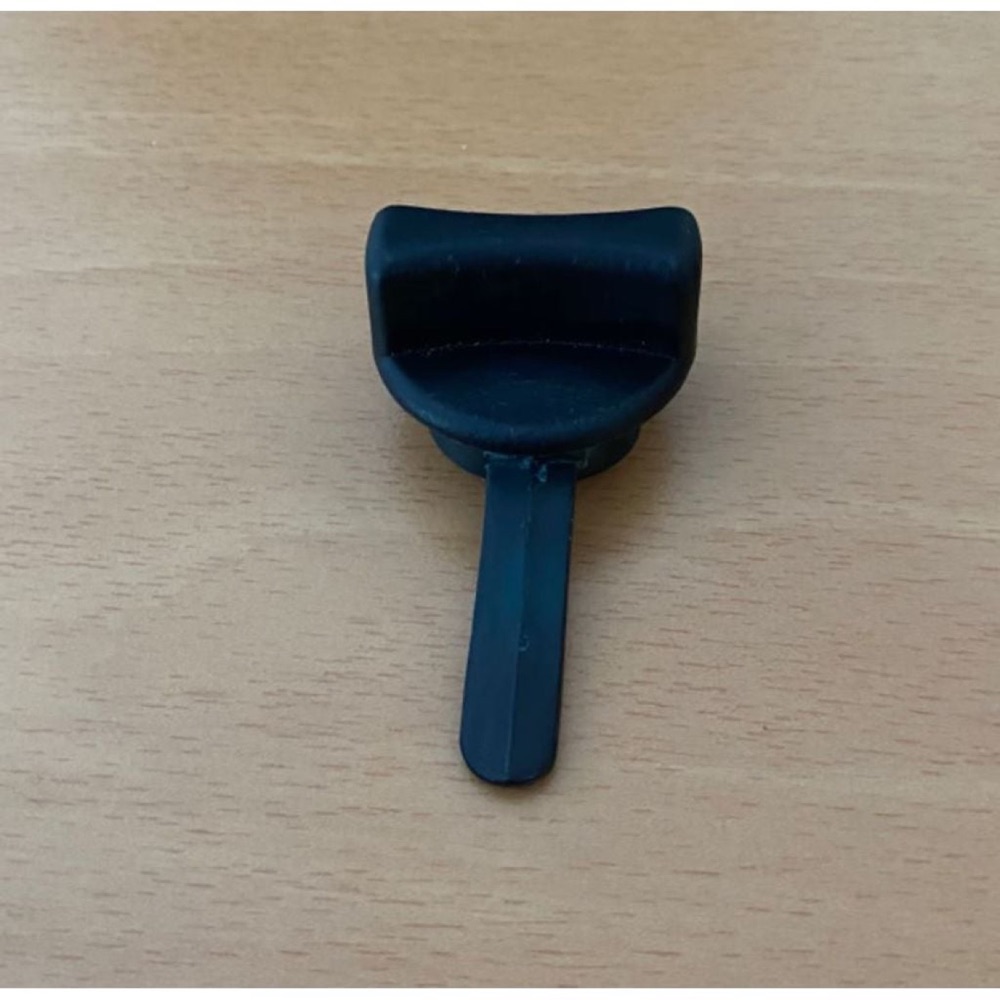 Ford S-Max Bagaj Plastik Düğmesi görsel 2