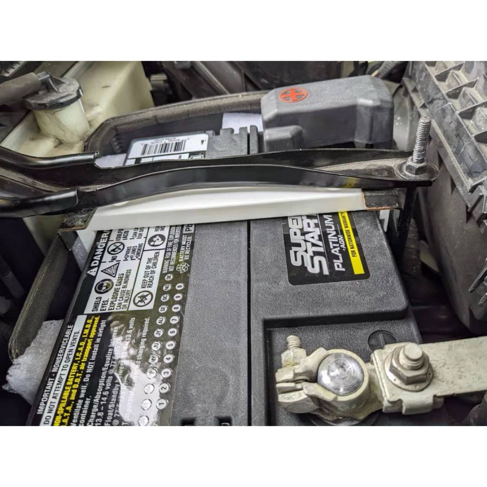 Lexus RX350 Akü Braketi (Küçük Boy Akü İçin)