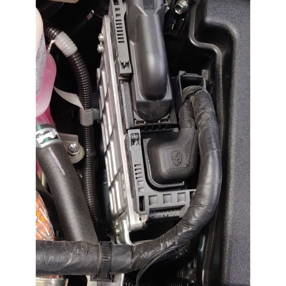 Toyota Prius ECU konnektör kapağı