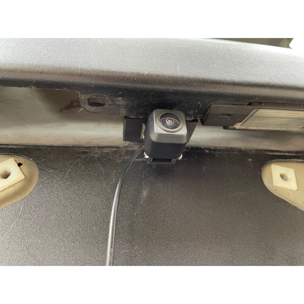 Honda Element geri görüş kamerası kablo klipsi görsel 4