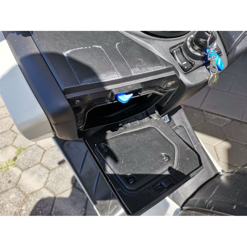 Honda Forza 300 Bagaj Kutusu Kilit Klipsi