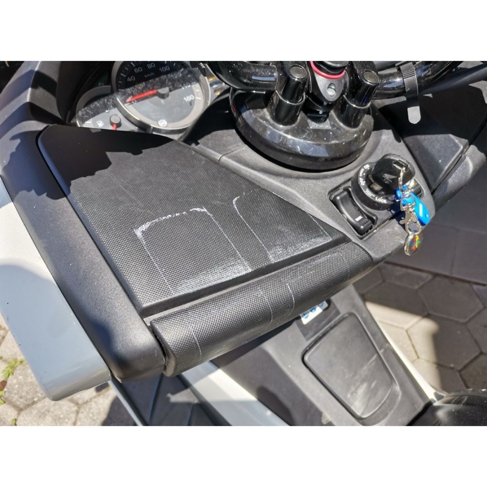Honda Forza 300 Bagaj Kutusu Kilit Klipsi görsel 2
