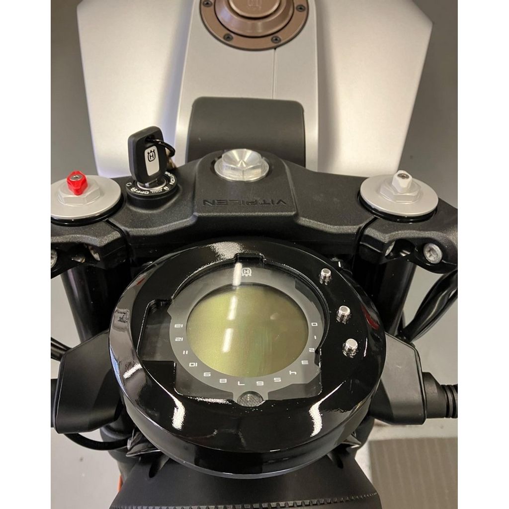 Husqvarna Vitpilen 701 Gösterge Kapağı görsel 4