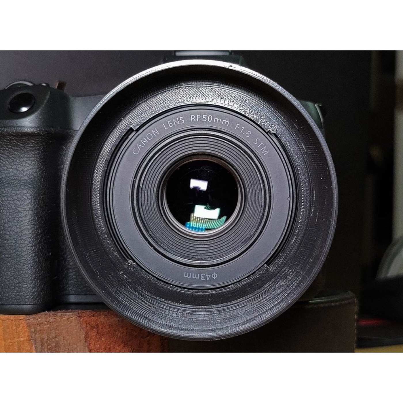 Canon RF 50mm F1.8 STM Lens için Parasoley görsel 2