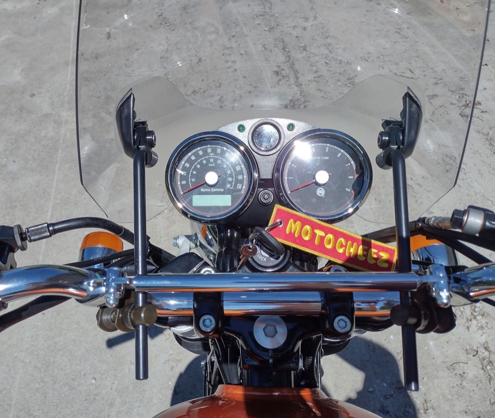 Royal Enfield 650 Sinyal Lambası Çerçevesi