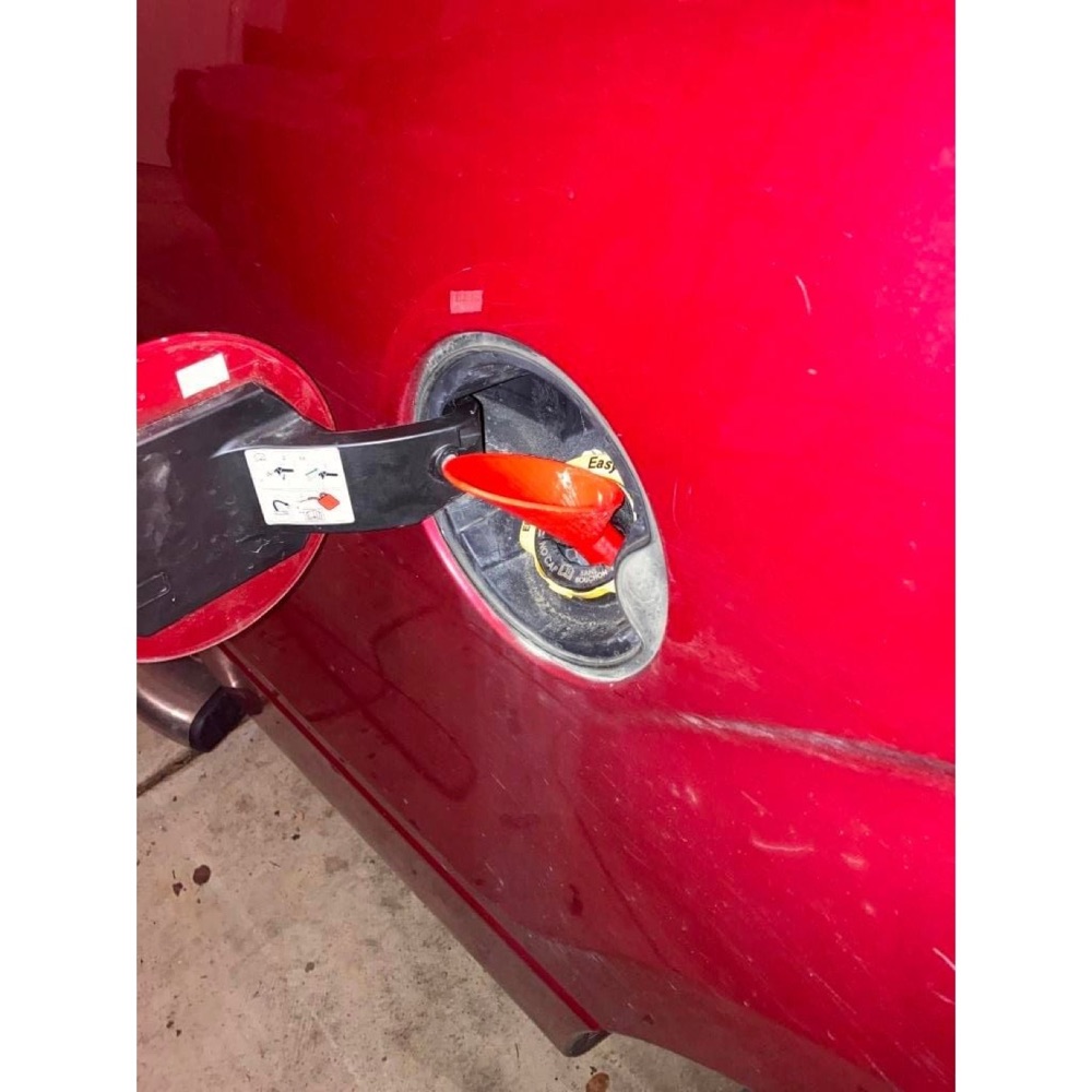 Ford F-150 Kapaksız Depo Doldurma Hunisi görsel 4