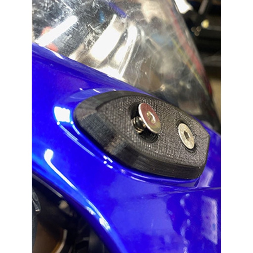 Yamaha YZF-R6 (2006-2007) Ayna Deliği Kapatma Plakası görsel 3