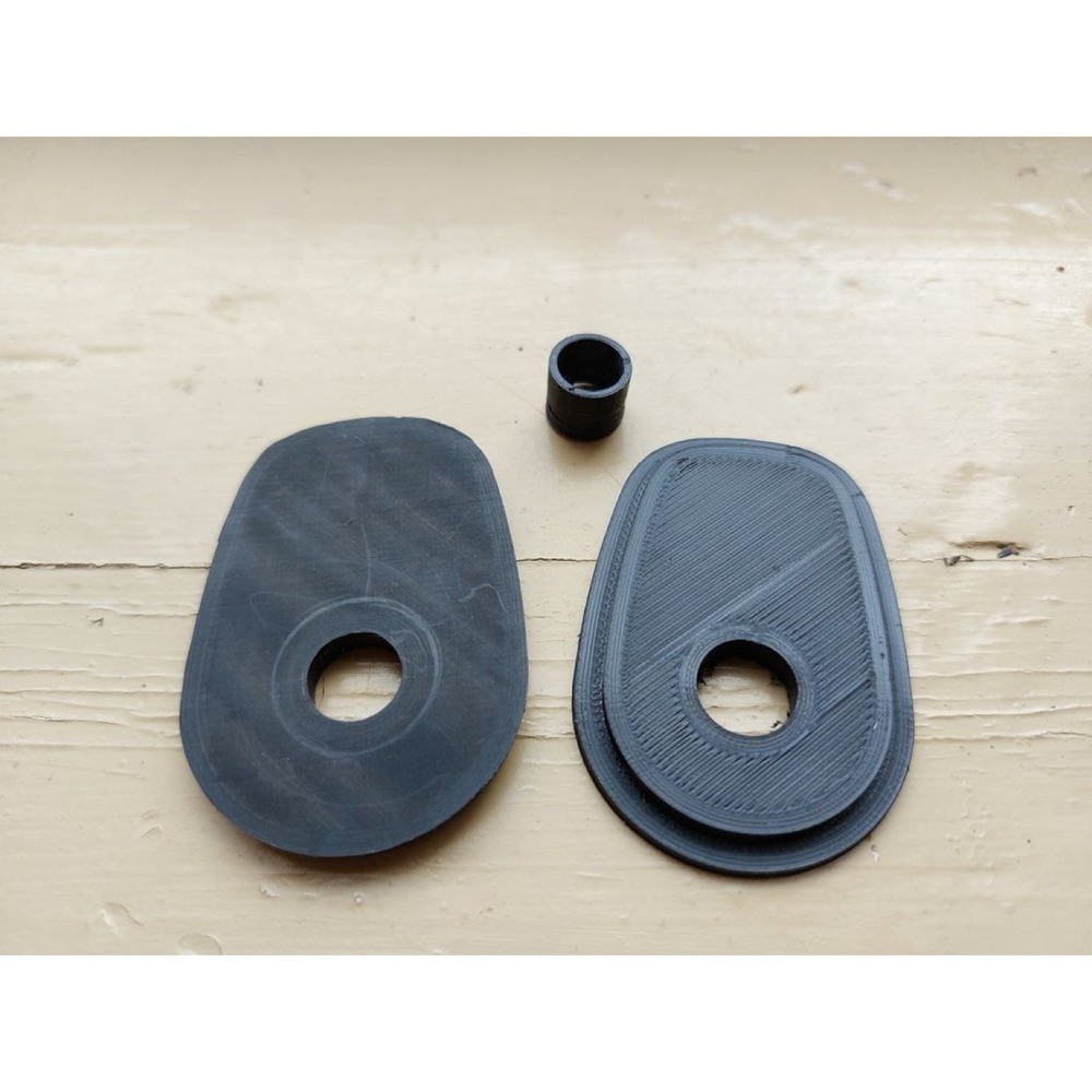 Yamaha R1 (RN04) Ön Sinyal Lambası Adaptörü görsel 3