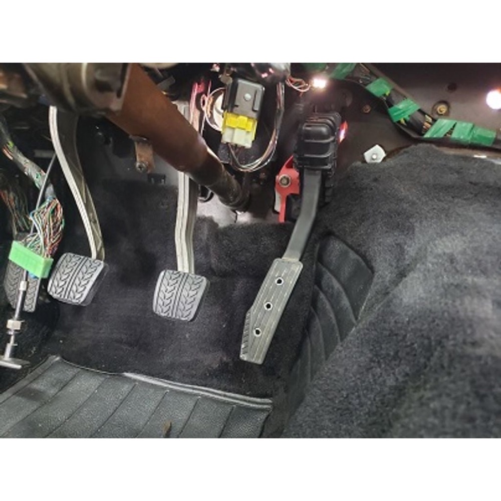 Mazda RX-8 Gaz Pedalı FC Şasi Adaptörü görsel 3