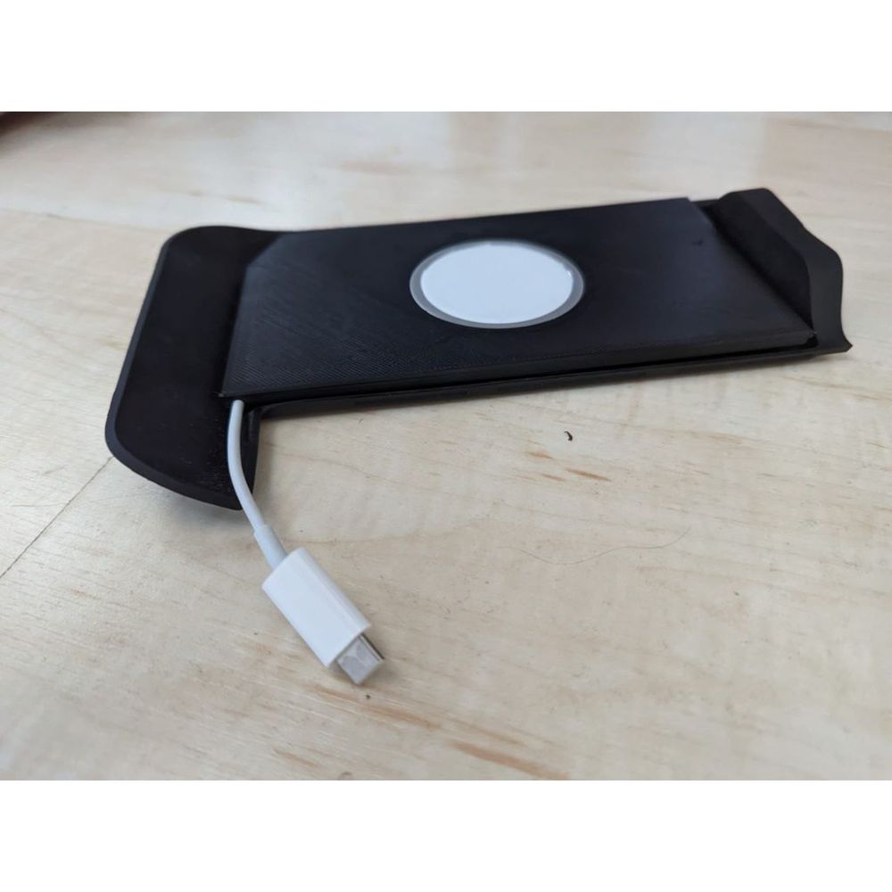 Volkswagen Transporter MagSafe Şarj Altlığı görsel 2