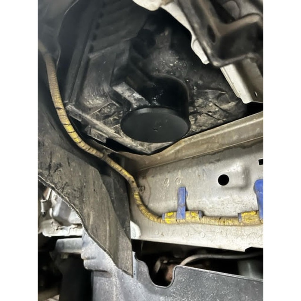Subaru Outback Hava Emiş Tapası (2005-2009) görsel 3
